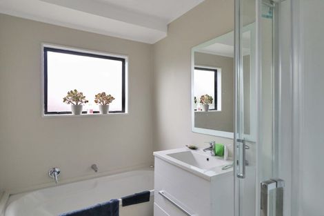 Photo of property in 3 Bush Street, Naenae, Lower Hutt, 5011