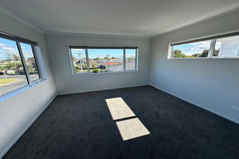 Photo of property in 35 Royston Street, Rosehill, Papakura, 2113