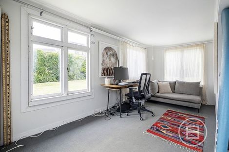 Photo of property in 4 Renata Crescent, Te Atatu Peninsula, Auckland, 0610