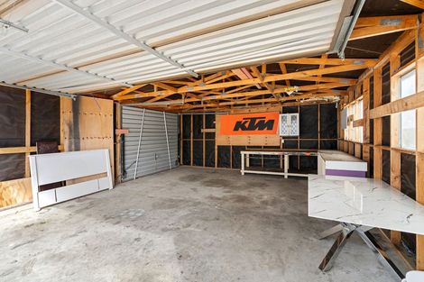 Photo of property in 4 Nikau Street, Levin, 5510