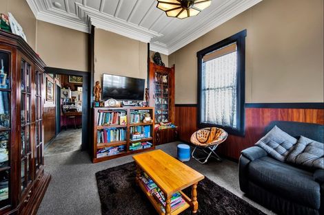 Photo of property in 142 Juliet Street, Stratford, 4332