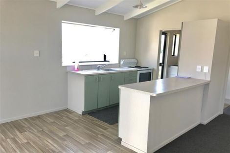 Photo of property in 24 Freda Place, Favona, Auckland, 2024