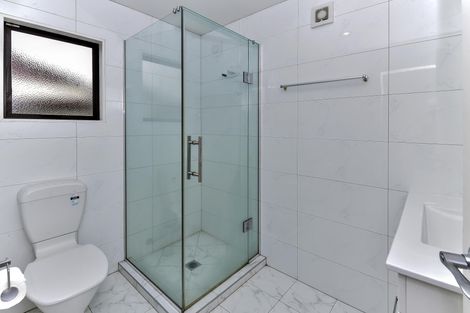 Photo of property in 8 Burbridge Road, Favona, Auckland, 2024