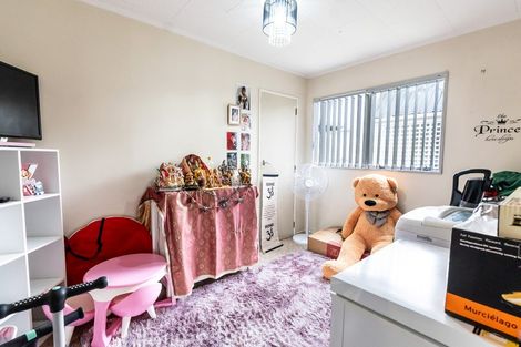 Photo of property in 22 Homestead Place, Glenview, Hamilton, 3206