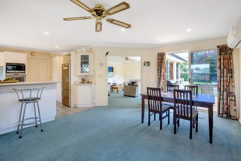 Photo of property in 16 Durrell Way, Rolleston, 7614