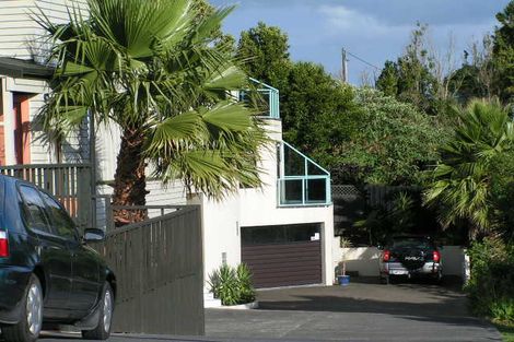 Photo of property in 2/94 Jutland Road, Hauraki, Auckland, 0622