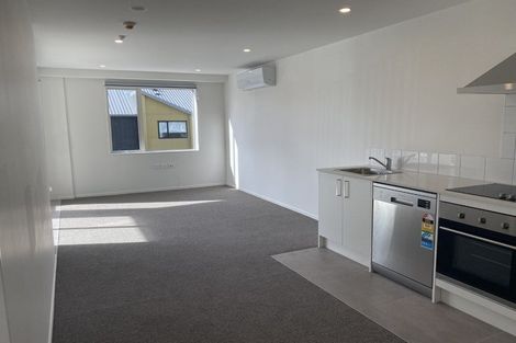 Photo of property in 104/28a Eileen Newey Place, Henderson, Auckland, 0612