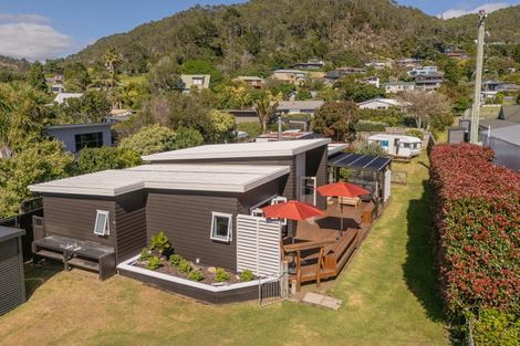 Photo of property in 56 Hahei Beach Road, Hahei, Whitianga, 3591