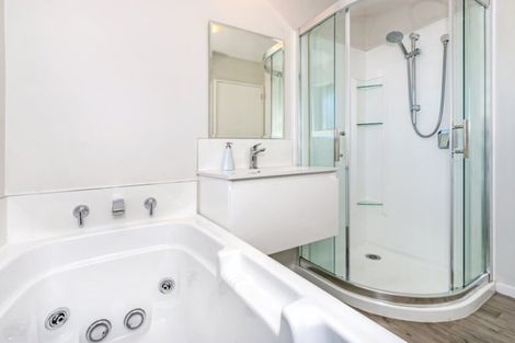 Photo of property in 8 Guise Lane, Hillmorton, Christchurch, 8025