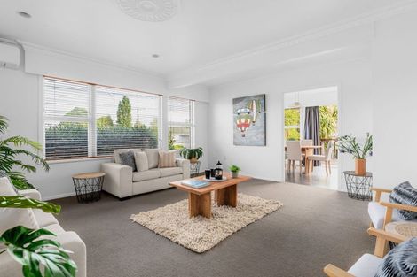 Photo of property in 2 De Vere Crescent, Chartwell, Hamilton, 3210