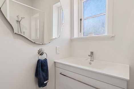 Photo of property in 141 Waimea Road, Nelson South, Nelson, 7010