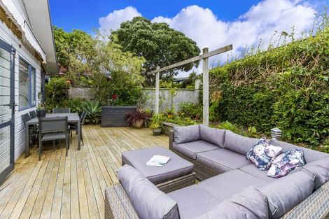 Photo of property in 12b/1 Coronation Street, Belmont, Auckland, 0622