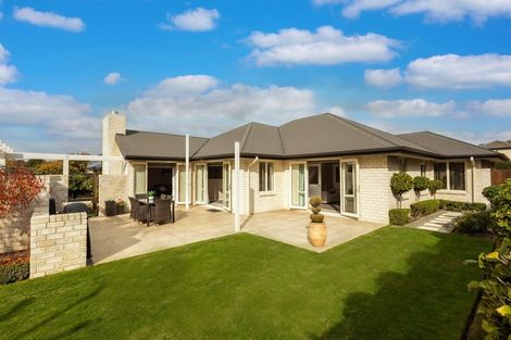 Photo of property in 51 Skyedale Drive, Harewood, Christchurch, 8051