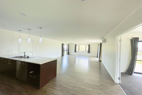 Photo of property in 34 Longbow Terrace, Flagstaff, Hamilton, 3210