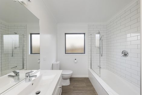 Photo of property in 15 Poplar Grove, Feilding, 4702