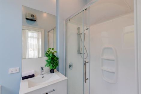 Photo of property in 12 Elizabeth Street, Riccarton, Christchurch, 8011