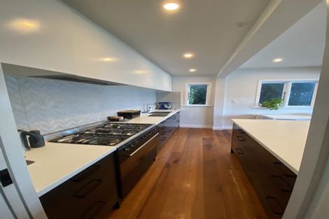 Photo of property in 425 Karaka Bay Road, Karaka Bays, Wellington, 6022