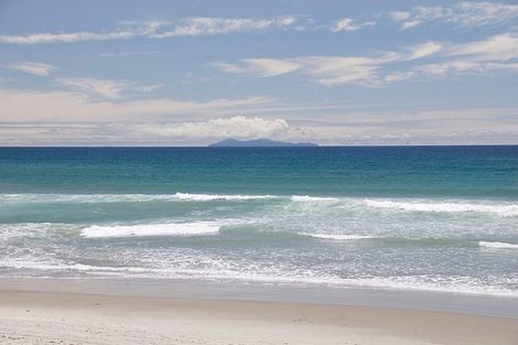 Photo of property in 24 Leet Crescent, Papamoa Beach, Papamoa, 3118