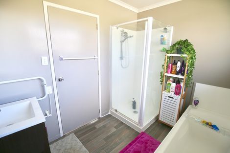 Photo of property in 98b Riverview Road, Huntly, 3700