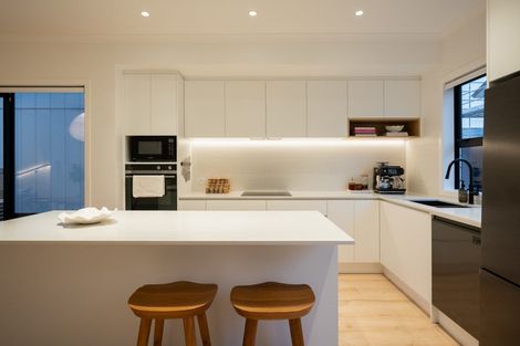 Photo of property in 12 Papai Lane, Massey, Auckland, 0614