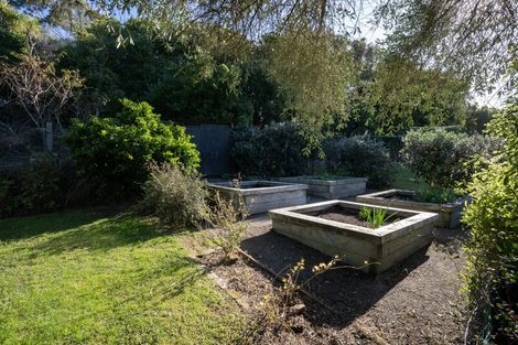 Photo of property in 23a Hyndhope Road, Kennedys Bush, Christchurch, 8025