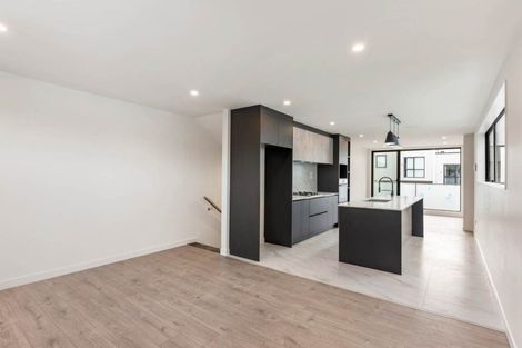 Photo of property in 39 Waihou Crescent, Albany Heights, Auckland, 0632