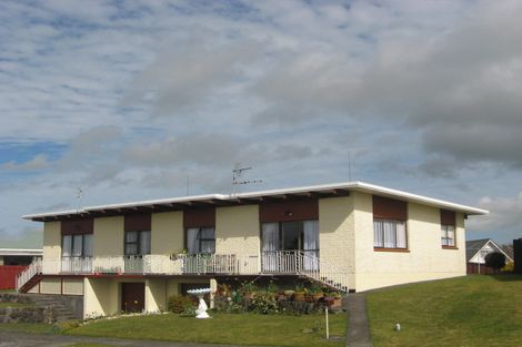 Photo of property in 2/41 Cassandra Street, Stratford, 4332