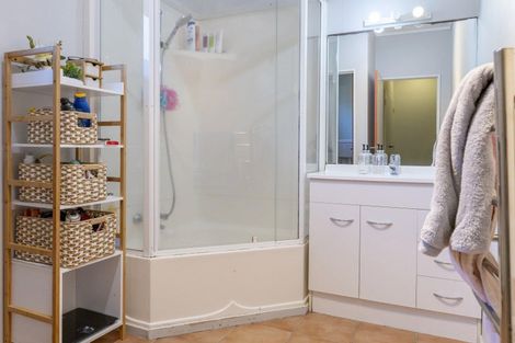 Photo of property in 1/160 Acacia Heights Drive, Acacia Bay, Taupo, 3385