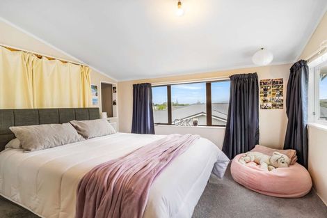 Photo of property in 8 Chelwood Street, Takaro, Palmerston North, 4412