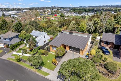 Photo of property in 64 Rhinevale Close, Henderson, Auckland, 0612
