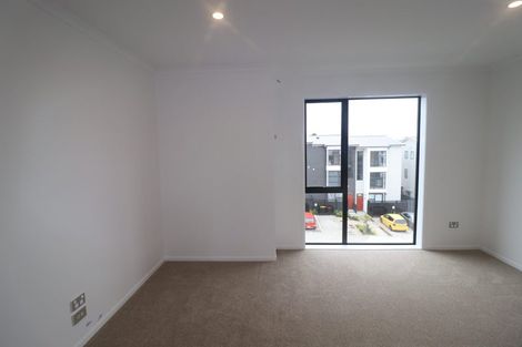 Photo of property in 34 Hobsonville Point Road, Hobsonville, Auckland, 0616