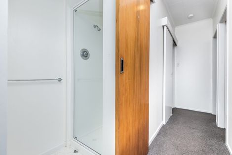 Photo of property in 11 Miles Crescent, Newlands, Wellington, 6037