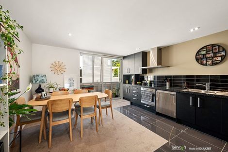 Photo of property in 26u2 Wright Street, Mount Cook, Wellington, 6021