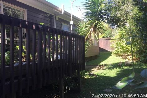 Photo of property in 86b Colwill Road, Massey, Auckland, 0614