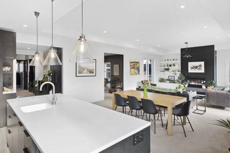 Photo of property in 33 Little Alpha Loop, Wanaka, 9305