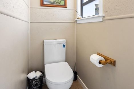Photo of property in 15 Tasman Street, Opunake, 4616