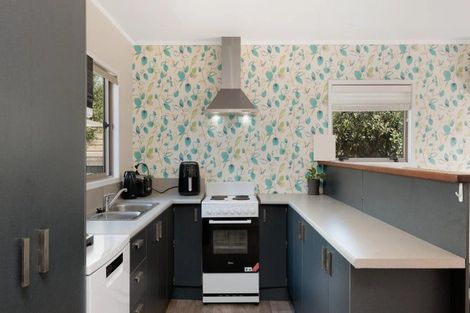 Photo of property in 128b Karewa Parade, Papamoa Beach, Papamoa, 3118