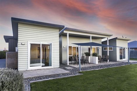 Photo of property in 1 Pemberton Drive, Amberley, 7410