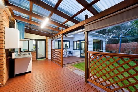 Photo of property in 13 Pyramid Place, Glen Eden, Auckland, 0602