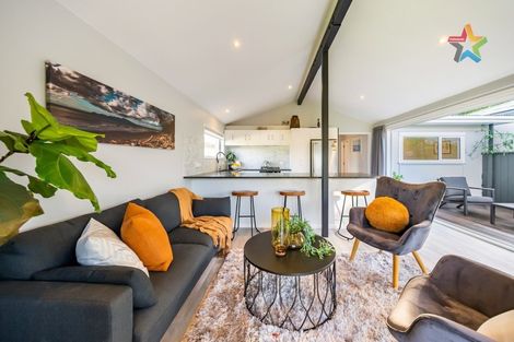 Photo of property in 48 Korokoro Road, Korokoro, Lower Hutt, 5012