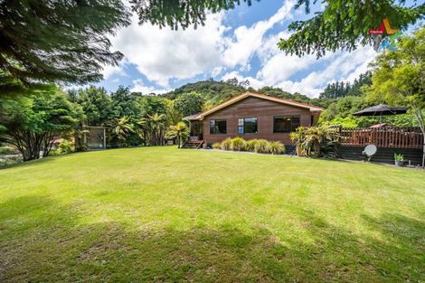 Photo of property in 21a Matariki Grove, Wainuiomata, Lower Hutt, 5014