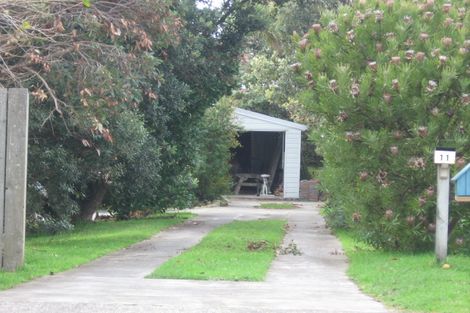 Photo of property in 11 Ngapotiki Street, Paraparaumu Beach, Paraparaumu, 5032