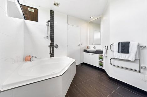 Photo of property in 206 Trigg Road, Kumeu, 0891