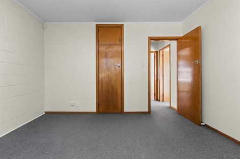 Photo of property in 77d Aurora Terrace, Hillcrest, Hamilton, 3216