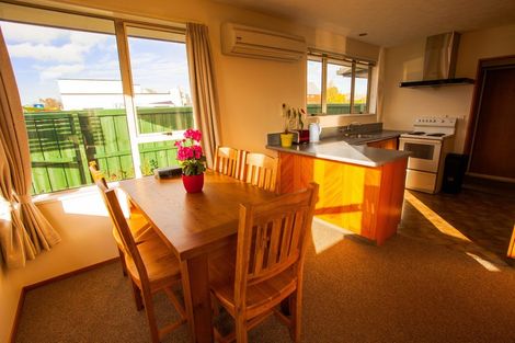 Photo of property in 85 Matipo Street, Riccarton, Christchurch, 8041