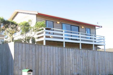 Photo of property in 8a Shastri Terrace, Khandallah, Wellington, 6035