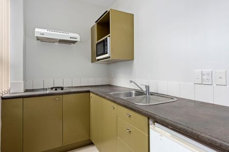 Photo of property in Hume House, 13/152u The Terrace, Wellington Central, Wellington, 6011
