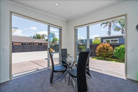 Photo of property in 20b Cholmondeley Crescent, Whitianga, 3510