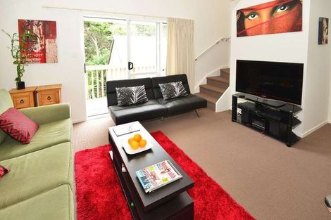 Photo of property in 98b Verran Road, Birkdale, Auckland, 0626