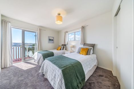 Photo of property in 22 The Anchorage, Whitby, Porirua, 5024